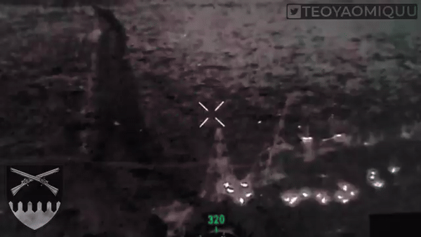 Tuy nhiên Nga trước đó nhiều lần cảnh báo nếu Mỹ cấp đạn chùm cho Ukraine, Moscow sẽ buộc phải dùng đến vũ khí tương xứng để đáp trả lực lượng Ukraine. (Nguồn ảnh: Bộ QP Nga, The Telegraph, Newsweek).