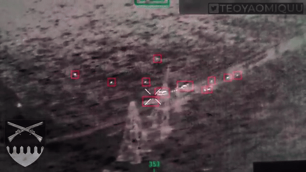 Quân đội Ukraine được cho đã sử dụng máy bay không người lái trinh sát có thiết bị quan sát ảnh nhiệt, để phát hiện đoàn xe bọc thép của Nga ở mặt trận Donbass, sau đó sử dụng pháo bắn đạn chùm vào đoàn xe này. 