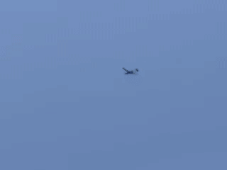 Tiếp đến là chiếc Su-27 thứ hai bị bắn hạ là vào ngày 6/6/2022 trên bầu trời thành phố Orikhiv thuộc vùng Zaporozhye, Quân đội Ukraine đã sử dụng hỏa lực mặt đất để bắn hạ chiếc Su-27 mang số hiệu 38 của chính họ (ảnh một chiếc UAV của Ukraine bị chính họ bắn hạ trên bầu trời Kiev).