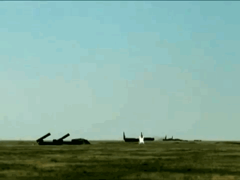 Những hành động tấn công theo kiểu “phẫu thuật” này, nhằm mục đích làm suy yếu khả năng chiến đấu của Ukraine, khiến Quân đội Ukraine mất đi các nguồn lực quan trọng và những chỉ huy chủ chốt, gây thêm khó khăn cho các hoạt động chiến đấu của họ.