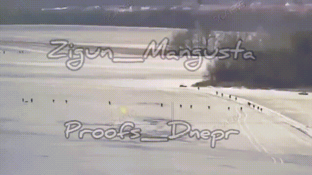 Theo đoạn videp do AFU công bố, được quay ở tỉnh Kursk ở Nga, trong đoạn phim về hai cuộc tấn công bộ binh quy mô lớn của Quân đội Nga (RFAF), có thể thấy, một nhóm bộ binh từ 20 đến 40 người và một nhóm bộ binh từ 40 đến 60 người tấn công trực tiếp vào vị trí của quân Ukraine. 