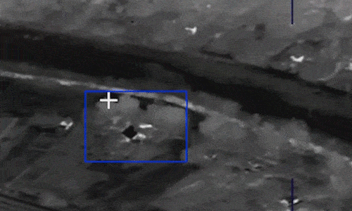 Ngoài ra, các kỹ sư Nga đã cố gắng nâng cấp mức chính xác của tên lửa Iskander-M, có độ lệch vòng tròn so với mục tiêu chỉ là 2 mét. Ngoài ra, Iskander-1000 có thể sử dụng hệ thống dẫn đường quán tính tự động, điều chỉnh sai số đường bay, dựa vào định vị vệ tinh. Dẫn đường giai đoạn cuối bằng radar dựa trên bản đồ địa hình trong khu vực mục tiêu.