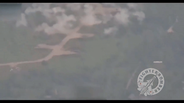 Quân đội Nga sau đó đã công bố đoạn video về vụ tấn công sân bay. Ukraine phủ nhận những kết quả to lớn mà Quân đội Nga đạt được, nhưng không phủ nhận sự xuất hiện của vụ tấn công.