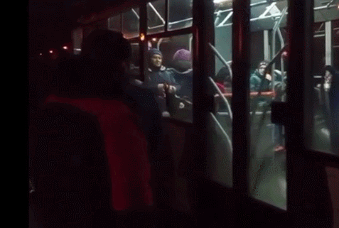 Đại diện của Bộ Tình trạng Khẩn cấp Nga, Bộ Y tế, Cục Giám sát Bảo vệ An toàn Dân sự và các cơ quan khác đang hướng đến Khu vực Rostov để bảo vệ việc tiếp nhận người tị nạn từ miền đông Ukraine.