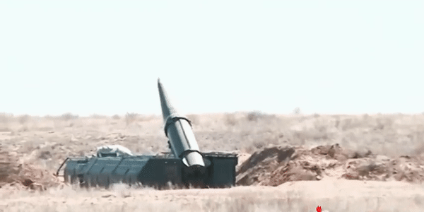 Vào tháng 3/2023, người phát ngôn của Không quân Ukraine Yuriy Ignat thừa nhận rằng, hệ thống phòng không của Ukraine như S-300, không thể đánh chặn các tên lửa đạn đạo Iskander-M. Các quan chức Ukraine kể từ đó đã nhiều lần nhấn mạnh đến khó khăn trong việc đánh chặn loại tên lửa này.