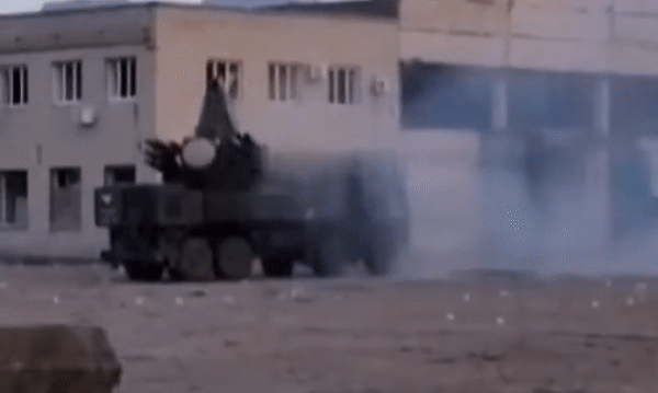 Hệ thống phòng không Pantsir-SM tại chiến trường Ukraine có gì đặc biệt? - Hình 4 He thong phong khong Pantsir-SM tai chien truong Ukraine co gi dac biet?-Hinh-4