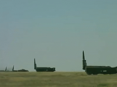 Suy cho cùng, chiến tranh Ukraine kết thúc, thì đồng nghĩa với việc vùng đệm giữa NATO và Nga không còn nữa. Bất cứ khi nào xảy ra xung đột, họ sẽ phải đối mặt với một cuộc chiến trực tiếp và ác liệt; và khi đó, vũ khí hạt nhân có thể được sử dụng. (Nguồn ảnh: CNN, Reuters, TASS, Ukrinform, Southfront.press).