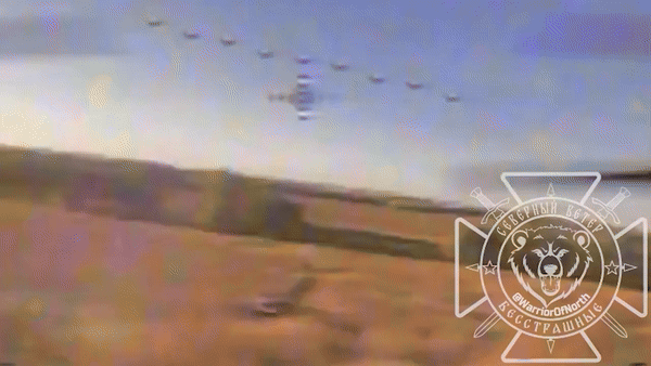 Một số vấn đề liên quan đến MBT Leopard 2 nói riêng và MBT của phương Tây nói chung, chính là những thay đổi trong cách tiến hành chiến tranh hiện nay. Biên bản cuộc họp nêu rõ rằng, Leopard 2 giống như các loại xe tăng khác, dễ bị tấn công bằng máy bay không người lái.