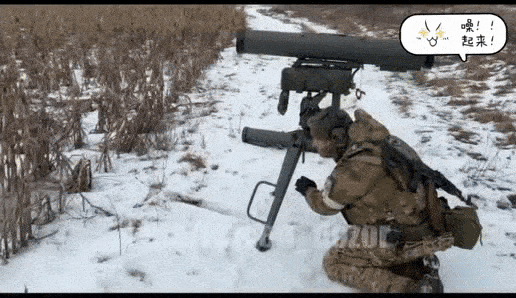 Một điều đáng chú ý là Quân đội Nga đã chiếm các điểm cao chiến thuật xung quanh Bakhmut và triển khai tên lửa chống tăng tại đó để đánh chặn các mục tiêu trên các con đường ra vào Bakhmut; ngăn chặn hiệu quả các mũi phản công của quân Ukraine.