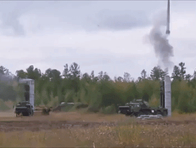 May mắn thay, tất cả tên lửa đạn đạo do Ukraine phóng đi lần này đều bị bắn hạ, nếu không hậu quả sẽ không thể tưởng tượng được, Ukraine nên cân nhắc kỹ lưỡng. Điểm mấu chốt của chiến tranh hạt nhân do Nga công bố không phải chỉ dùng để hù dọa thiên hạ; nhất là trong bối cảnh xung đột như hiện nay.