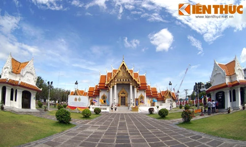 Khám phá kỳ quan chùa Cẩm Thạch của Hoàng gia Thái Lan