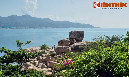 Truyền thuyết kỳ thú quanh thắng cảnh Hòn Chồng Nha Trang