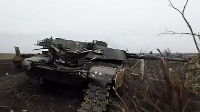 Ukraine đã hết xe tăng Mỹ, Nga cũng phải dùng đến tăng T-62