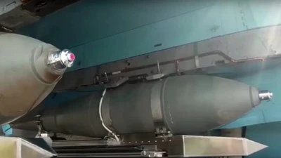Nga sử dụng bom lượn mới tầm bay 95 km tấn công Kharkov