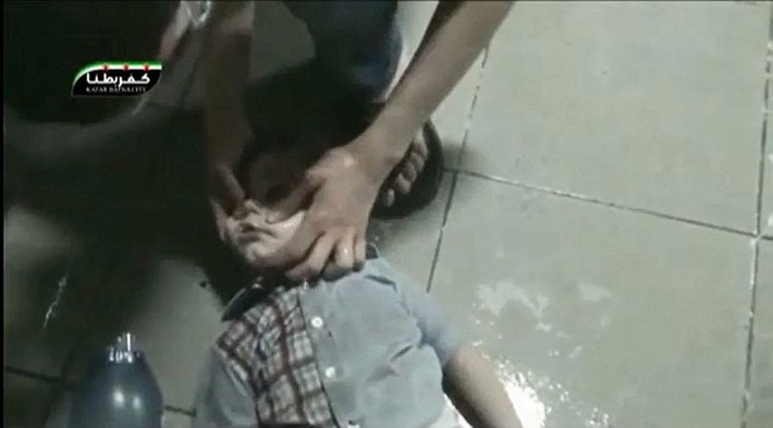 Tổng cộng chính quyền Obama đã trình chiếu 13 video đồ họa mô tả những cảnh tượng ghê rợn của vụ tấn công hóa học ở ngoại ô Damascus ngày 21/8 cho các nghị sĩ Quốc hội Mỹ.