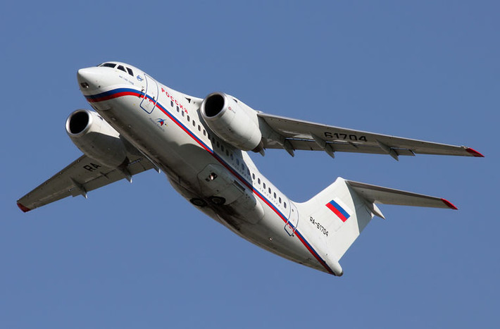 An-148 là máy bay chở khách dân dụng hạng nhẹ do Công ty quốc gia Antonov (ASC), Ukraine thiết kế và phát triển. Đây được xem là sản phẩm xuất khẩu đầy tiềm năng của công ty lừng danh trong lĩnh vực thiết kế máy bay vận tải thời Liên Xô (cũ).