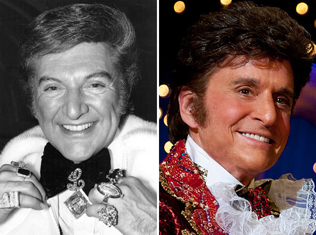 Nam tài tử Michael Douglas vào vai cố nghệ sĩ piano Liberace trong bộ phim “Behind The Candelabra”.