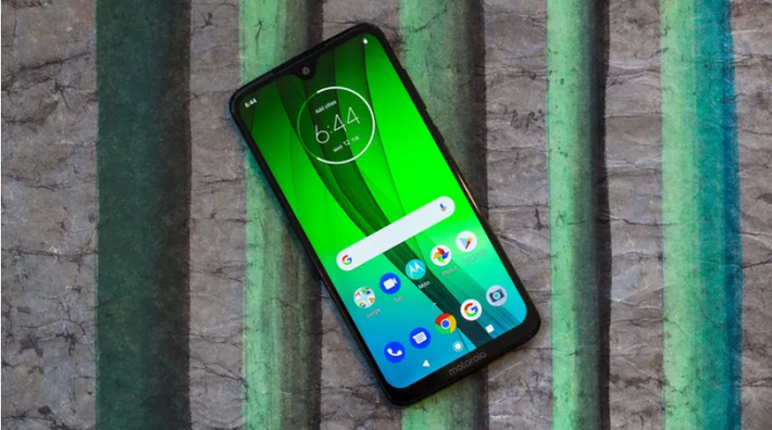 Motorola Moto G7 là một trong những smartphone giá cả phải chăng nhất trong dòng Android hiện nay với nhiều tính năng đáng tin cậy. Mặc dù loa đơn của nó không cung cấp âm thanh lớn nhất; Hình ảnh và video trong điều kiện ánh sáng yếu không tốt nhưng bù lại G7 có camera kép phía sau, thời lượng pin bền và thiết kế bóng bẩy./.