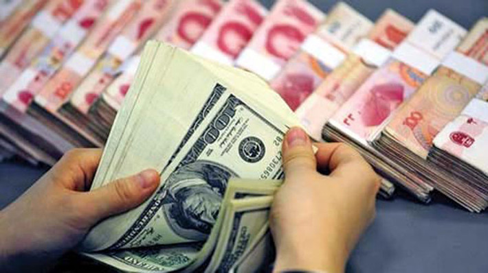 8. Chuộng ngoại tệ - Triều Tiên có nội tệ là đồng won nhưng người nước ngoài không được sử dụng đồng tiền này. Thay vào đó, du khách phải sử dụng ngoại tệ, USD, Euro hoặc Nhân dân tệ. Chợ chỉ dành riêng cho người Triều Tiên, khách nước ngoài bị cấm bén mảng tới đây và chỉ được phép mua sắm tại các cửa hàng bách hóa.