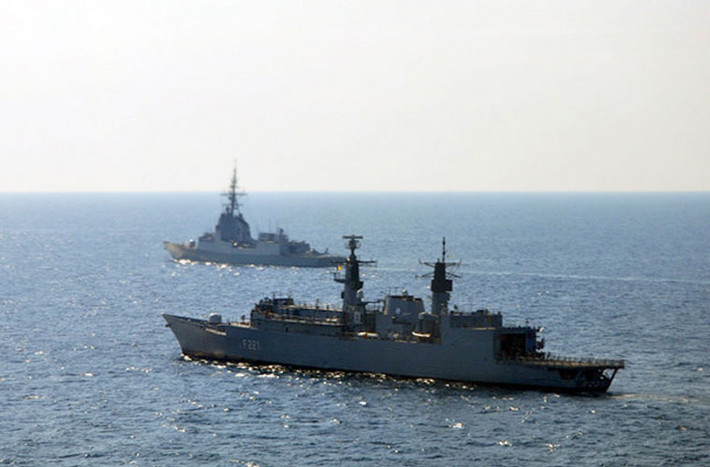 Về thành phần phương tiện tham gia có: soái hạm Hải quân Ukraine Hetman Sahaydachniy (U-130) và một số tàu nhỏ khác; khu trục hạm USS Ross (DDG-71) của Mỹ; tàu hộ vệ HMCS Toronto (Canada); ESPS Almirante Juan de Borbon (Tây Ban Nha) và F-111 Mărășești, F-221 Regele Ferdinand (Romania).