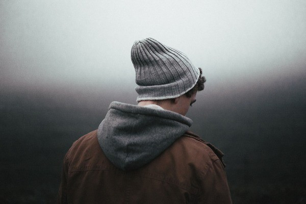 Luôn bị mệt mỏi: Lượng đường trong máu dư thừa có thể dẫn đến đói và kiệt sức. Khi cơ thể bạn không nhận được năng lượng cần thiết, mặc dù ăn đầy đủ bữa, bạn chắc chắn sẽ cảm thấy mệt mỏi. Lối sống ít vận động và chế độ ăn uống kém là hai yếu tố nguy cơ lớn nhất đối với tiền tiểu đường.
