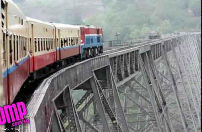 Cầu cạn Joso ở bang Washington; cầu Poughkeepsie ở tiểu bang New York và cầu cạn Kinzua ở tiểu bang Pennsylvania (Mỹ) là các giàn giá đỡ thép khác có cùng kích cỡ với cầu Goteik. Chỉ có cầu cạn Lethbridge ở Alberta, Canada là sở hữu chiều dài gấp đôi nhưng cùng chiều cao với cầu Goteik.