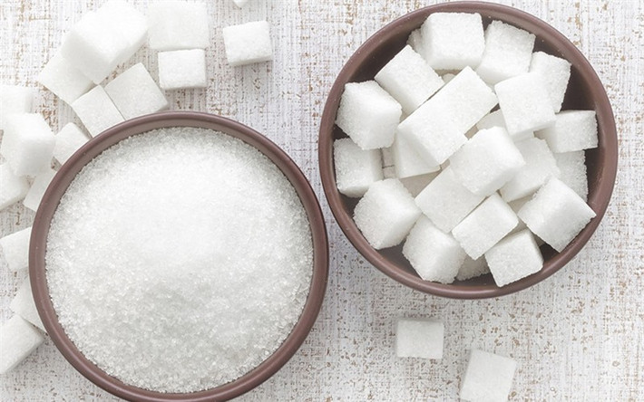 Đường: Lượng đường dư thừa trong chế độ ăn uống chỉ làm cho tất cả các hormone khác trong cơ thể trở nên rối loạn, trong đó có cả hormone sinh sản chịu trách nhiệm giải phóng trứng vào ống dẫn trứng, để thụ thai.