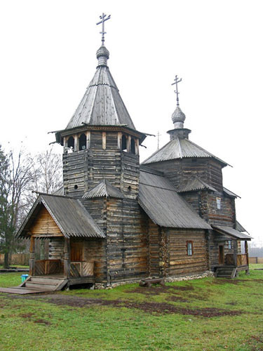 6. Nhà thờ Phục Sinh, Suzdal. Nhà thờ Phục sinh của làng Potakino được xây dựng lại ở Suzdal. Trước đó, nhà thờ này được xây dựng năm 1776.