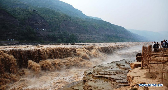 Mùa lũ sông Hoàng Hà, tỉnh Sơn Tây, Trung Quốc thường rơi vào độ tháng 7 kéo dài cho tới tháng 10.