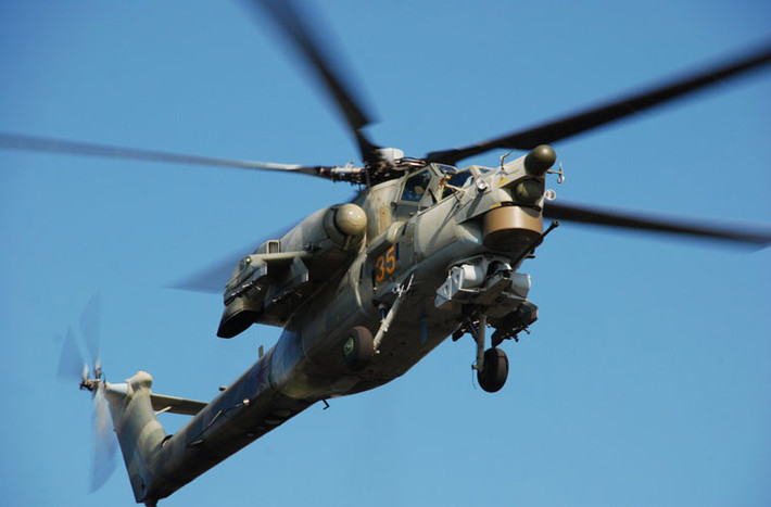 Mi-28NE được trang bị một loạt các cải tiến lớn gồm: radar sóng mm trên đỉnh trục chính cánh quạt; trang bị thêm các khí tài trinh sát hồng ngoại – TV, đo xa lade; sử dụng động cơ tuốc bin trục Klimov TV3-117VMA-SB3 với công suất 2.500 mã lực/chiếc cho tốc độ tối đa 300km/h.