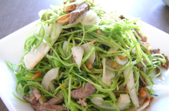 Mầm rau muống trộn.