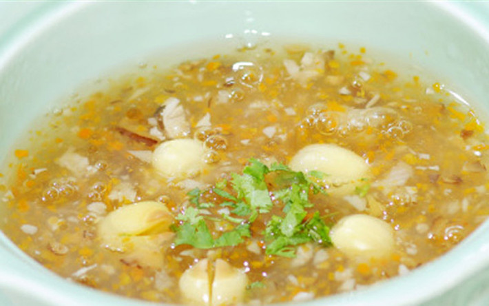 Súp hạt sen.