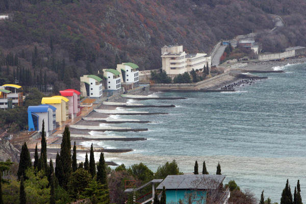 Trung tâm trẻ em quốc tế Artek ở bờ biển phía nam của bán đảo Crimea gần làng Gurzuf.