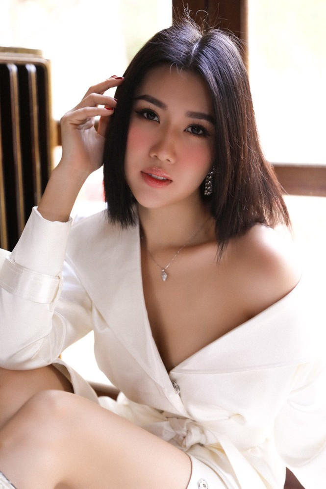 ##s###Hiện Thuý Ngân góp mặt trong phim Cây táo nở hoa và hy vọng tạo nhiều bứt phá mới về sự nghiệp.