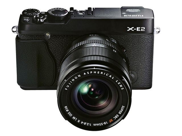 Fujifilm ra mắt hai máy ảnh tầm trung X-E2 và XQ1. Fujifilm đã cho ra mắt hai thiết bị mang phong cách của dòng máy ảnh đậm nét Fujifilm với nâng cấp khả năng xử lý ảnh và bổ sung kết nối Wi-Fi.