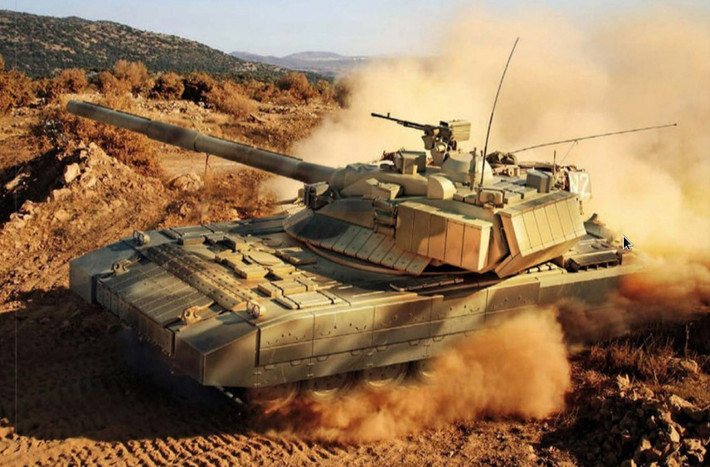 Một thiết kế hình dạng khác về Armata với cách xếp đặt giáp phản ứng nổ ERA quanh tháp pháo cũng rất hầm hố.