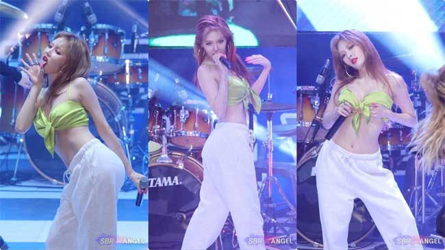 HyunA gặp sự cố thời trang tại lễ hội âm nhạc tại trường đại học hồi tháng 5 năm nay. HyunA đang biểu diễn hit Roll Deep, vì thực hiện vũ đạo động tác khá mạnh khiến áo bung ra. Trong lúc đang biểu diễn tiết mục How’s This, khi giơ micro lên, cánh tay cô vô tình kéo chiếc áo và để hở vòng 1 trước khán giả.