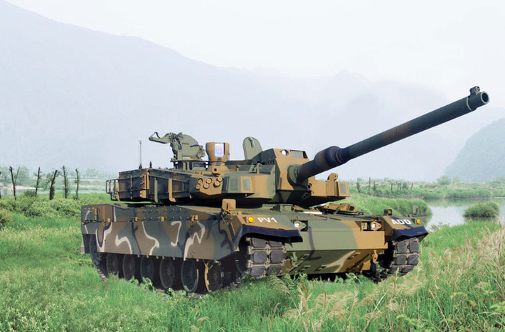 K2 Black Panther được tích hợp công nghệ hiện đại bậc nhất thế giới biến nó trở thành một trong những loại xe tăng hiện đại hàng đầu thế giới hiện nay. Nhưng vì ứng dụng quá nhiều công nghệ tối tân nên K2 cũng ngốn khoản chi phí không nhỏ “giúp” nó trở thành xe tăng đắt thứ 3 thế giới sau loại Type 10 của Nhật và AMX-56 Leclerc của Pháp.
