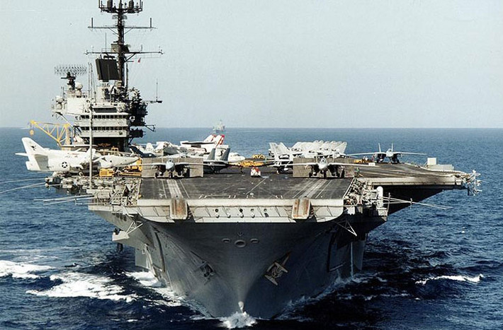 USS Saratoga thời còn hoạt động trong Hải quân Mỹ.