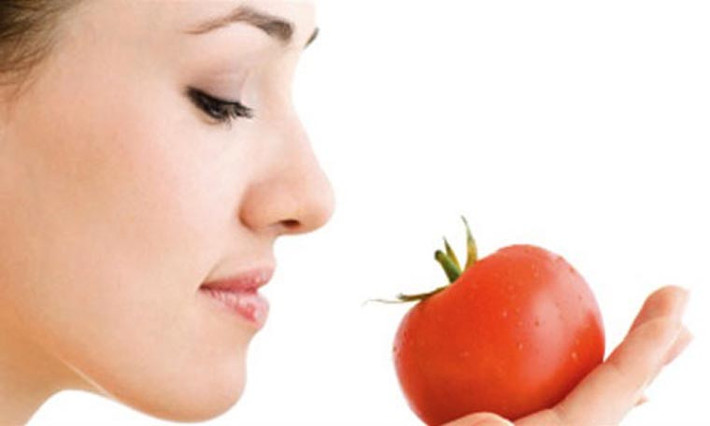 Để tận dụng tối đa lợi ích từ loại thực phẩm này, các chuyên gia khuyên nên thưởng thức cà chua trong khoảng 10 suất ăn mỗi tuần thay vì ăn uống không kế hoạch hoặc thi thoảng mới bổ sung một vài quả.
