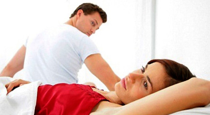 Ngoài ra, bệnh nhân có thể cảm thấy đau khi giao hợp.