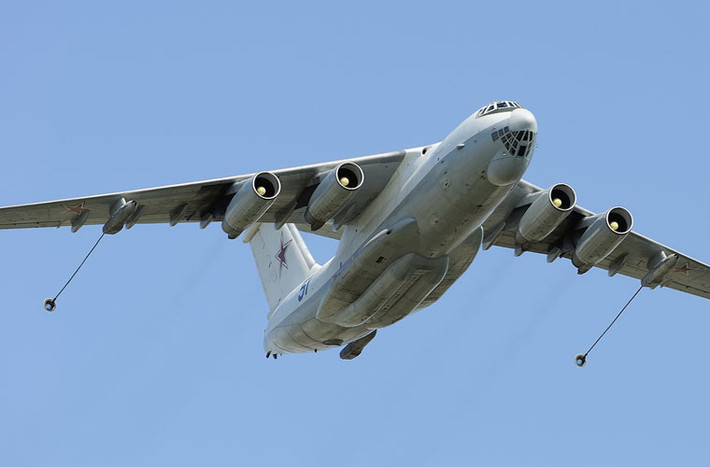 Biến thể Il-78M (chủ yếu các nước hiện nay đều dùng mẫu này hoặc biến thể dựa trên mẫu này) có thể chứa lượng nhiên liệu lên tới 138 tấn, trong đó số dùng để tiếp nhiên liệu là 105,7 tấn.