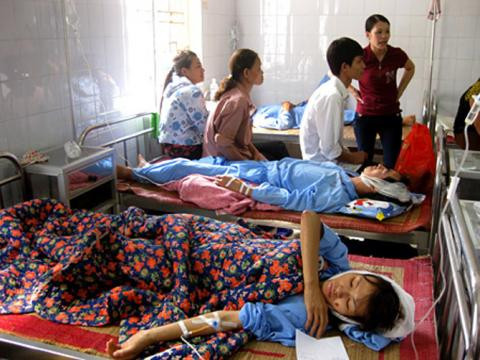 Bộ yêu cầu Sở y tế Phú Thọ tập trung nguồn lực về vật chất và huy động các bác sĩ giỏi trong tỉnh về khu vực xảy ra vụ nổ để làm công tác cứu nạn...