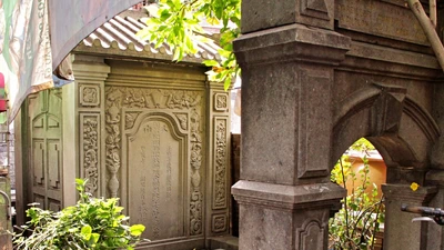 Cảnh khó tin ở khu mộ đá của đại gia nức tiếng Sài Gòn xưa
