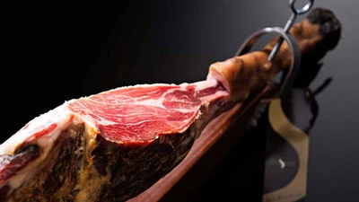 Loại jambon được ví như quốc bảo của Tây Ban Nha