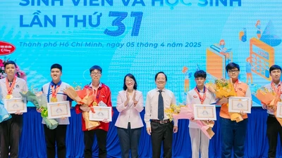 Bất ngờ cách học của “chàng trai vàng” Olympic Toán sinh viên 2025 