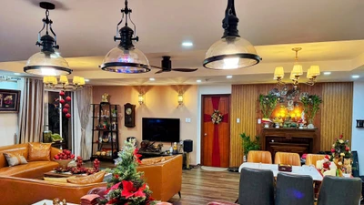 Bên trong biệt thự tiền tỷ đồng của MC Nguyên Khang