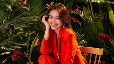 Ninh Dương Lan Ngọc, người đẹp bốc lửa vừa giỏi và giàu 