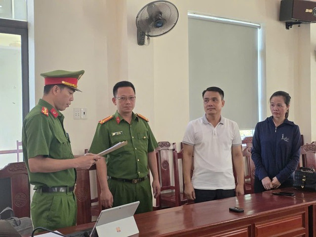 Công an tỉnh Thanh Hóa đã khởi tố 2 bị can Vũ Ngọc Liêm và Ngô Thị Tuyết về tội giả mạo trong công tác. gen-h-nl1-7255-4731.jpg