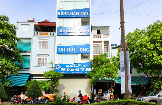 Phòng khám Tai Mũi Họng 261 Quang Trung nơi xảy ra sự việc. anh-bai.png